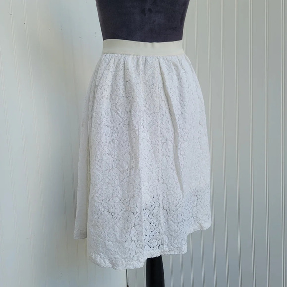 H&M Women's Lace Crochet Skirt A Line Ivory Off White Stretch Elastic Sz 4 - Picture 6 of 8